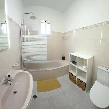 Moradia Em 2 Quartos شاليه *