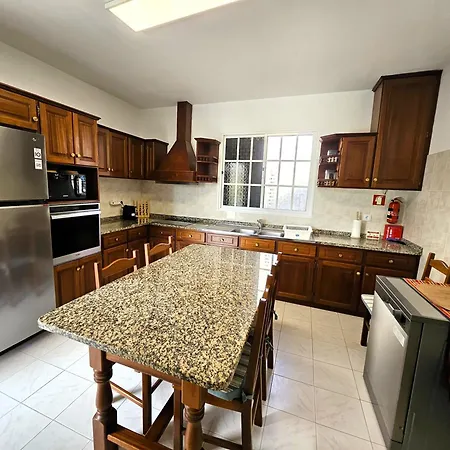 Chalet Moradia Em 2 Quartos *