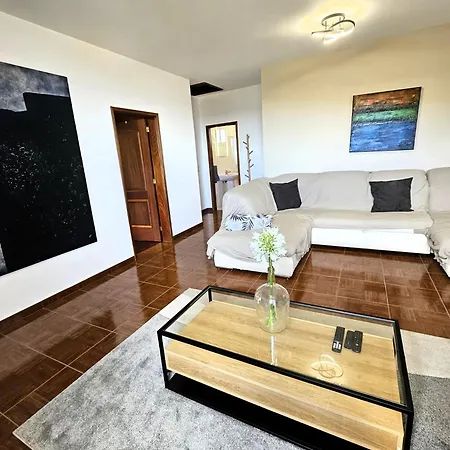 Moradia Em 2 Quartos * Ponta do Sol (Madeira)