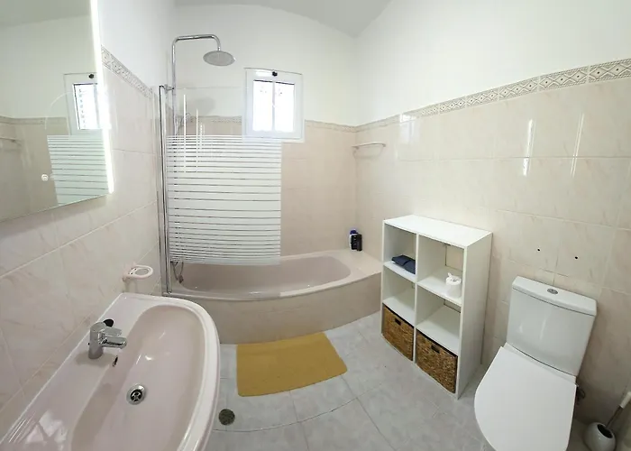 Moradia Em 2 Quartos 木屋 *