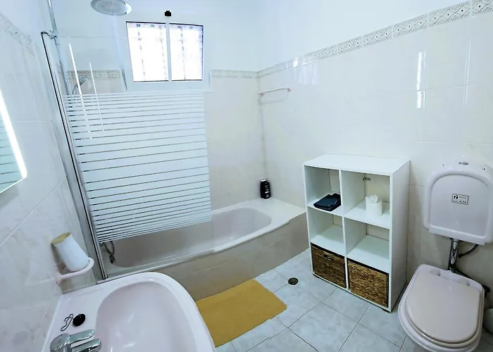 Moradia Em 2 Quartos